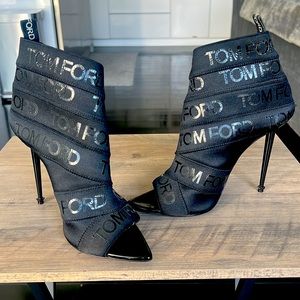 Tom Ford black logo bootie elastic peep toe